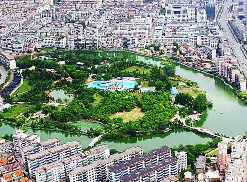贺:鸿福祥预祝江西省萍乡市莲花县路口镇老北京布鞋专卖店即将开业!